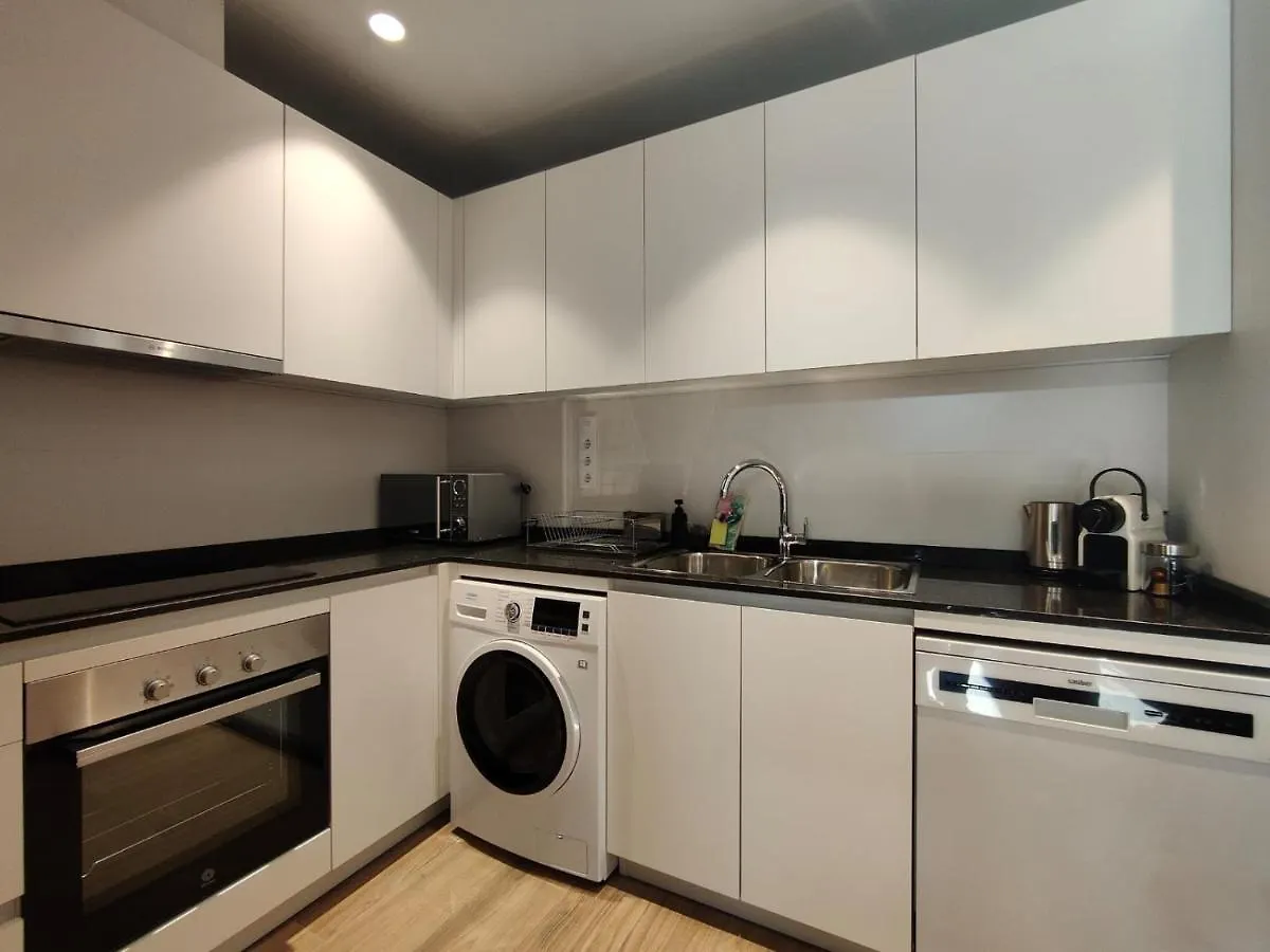 Mr Luxury Born 1Br Apartment With Balcony Barcelona Spain
